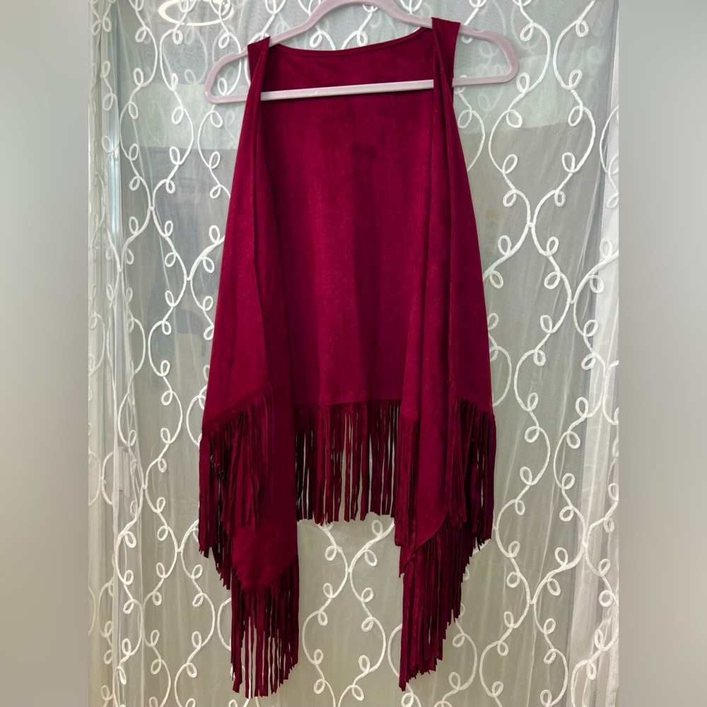 Women’s Suede Fringe Vest - Burgandy